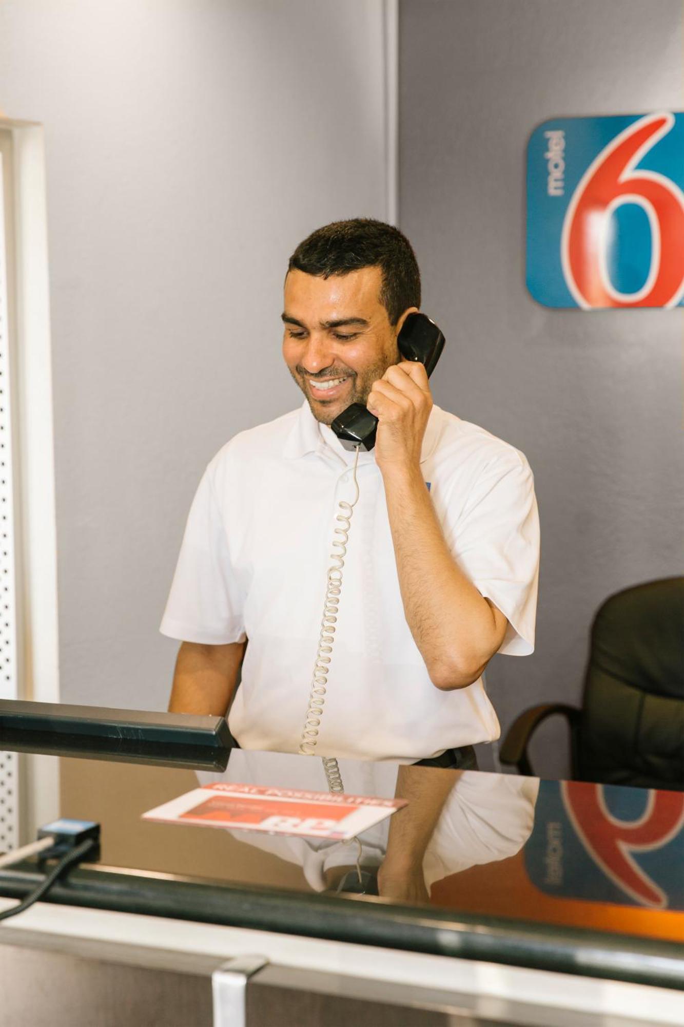 Motel 6 Portland, In Zewnętrze zdjęcie